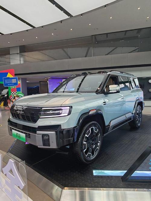 深圳291比亚迪方程豹硬派越野的爆款，英菲尼迪35周年与你共成长